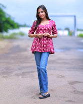 Violet Roja Short Top