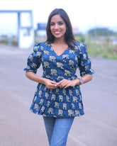 Kalāranjani Short Top