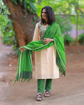 Pachai Yaathiri Kurti Set
