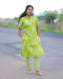 Pacche Mallige Kurti Set