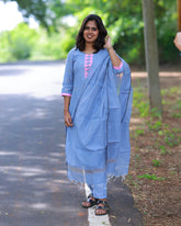 Vaanaveli Kurti sert with Dupatta