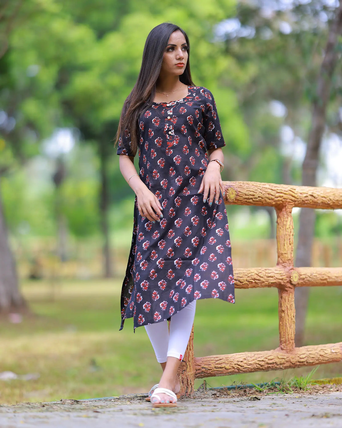 Noir Rose Kurti