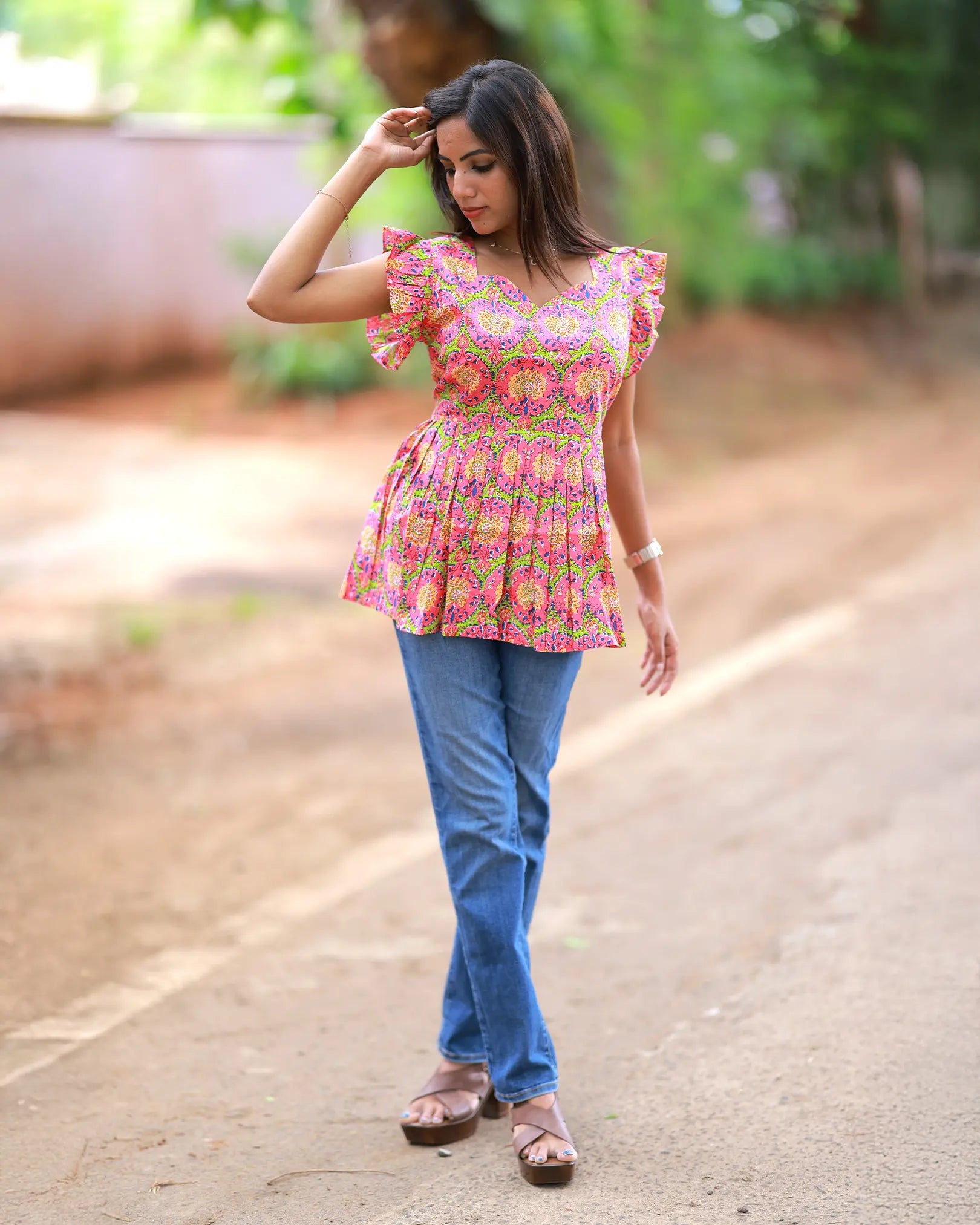 Golapi Sur Short Top