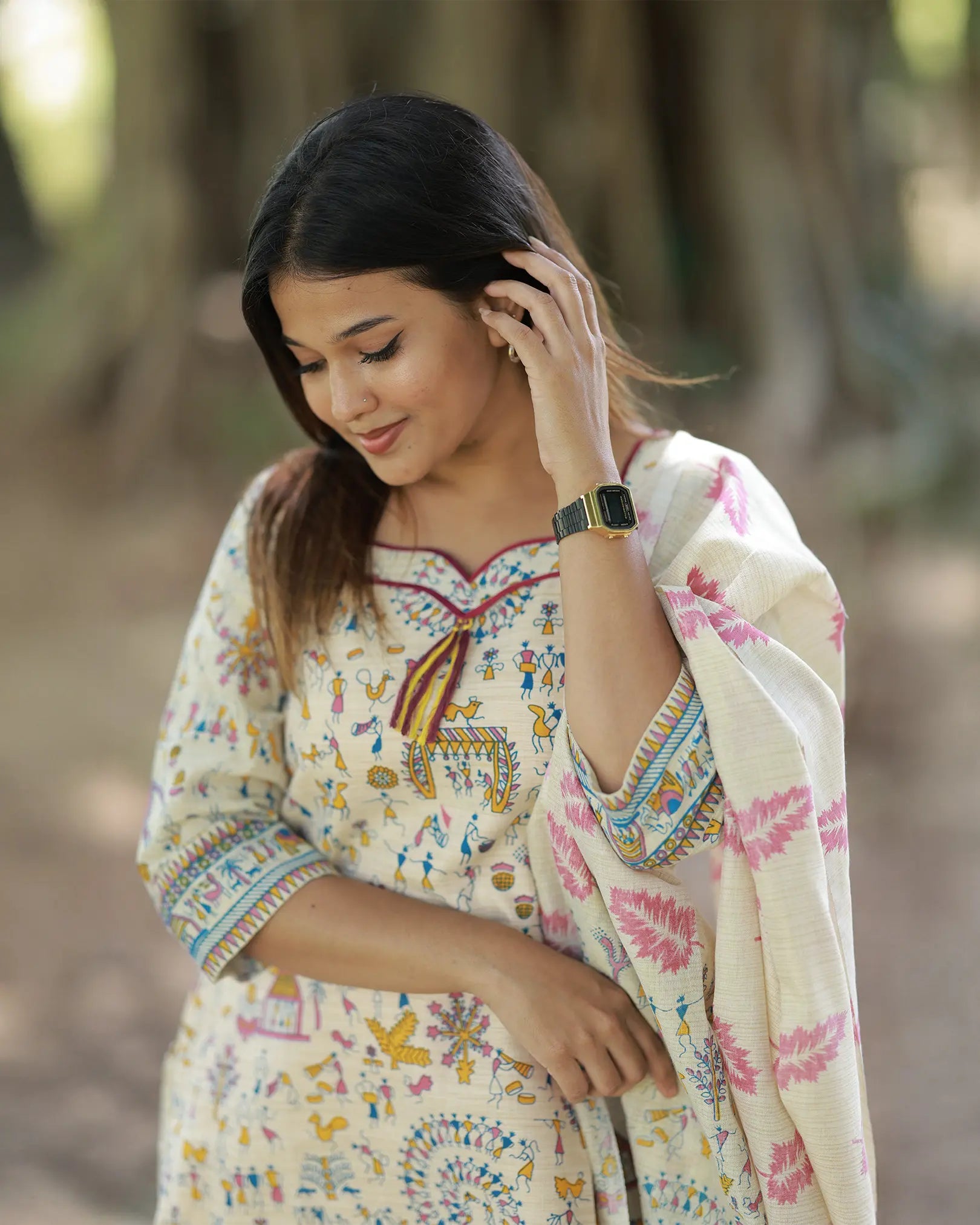 Aishwarya  Oviyam Kurti set with Dupatta