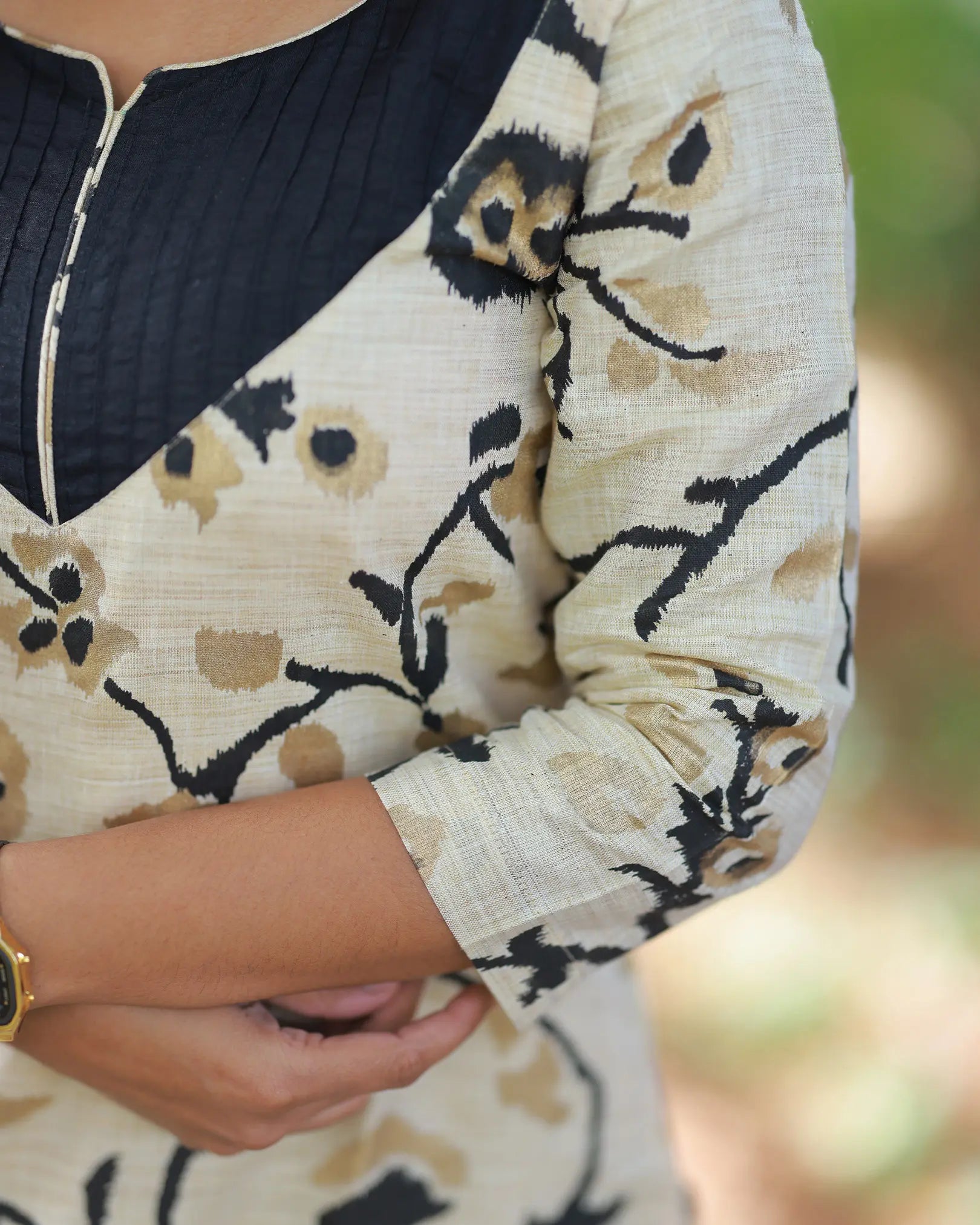 Ponmaalai Golden Kurti set with Dupatta