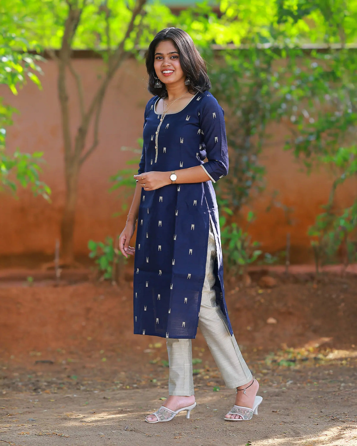 Neela Thendral Kurti Set with Dupatta