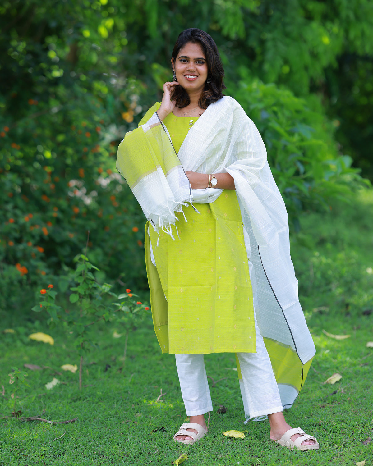Manjal Visumbu Kurta set with Dupatta