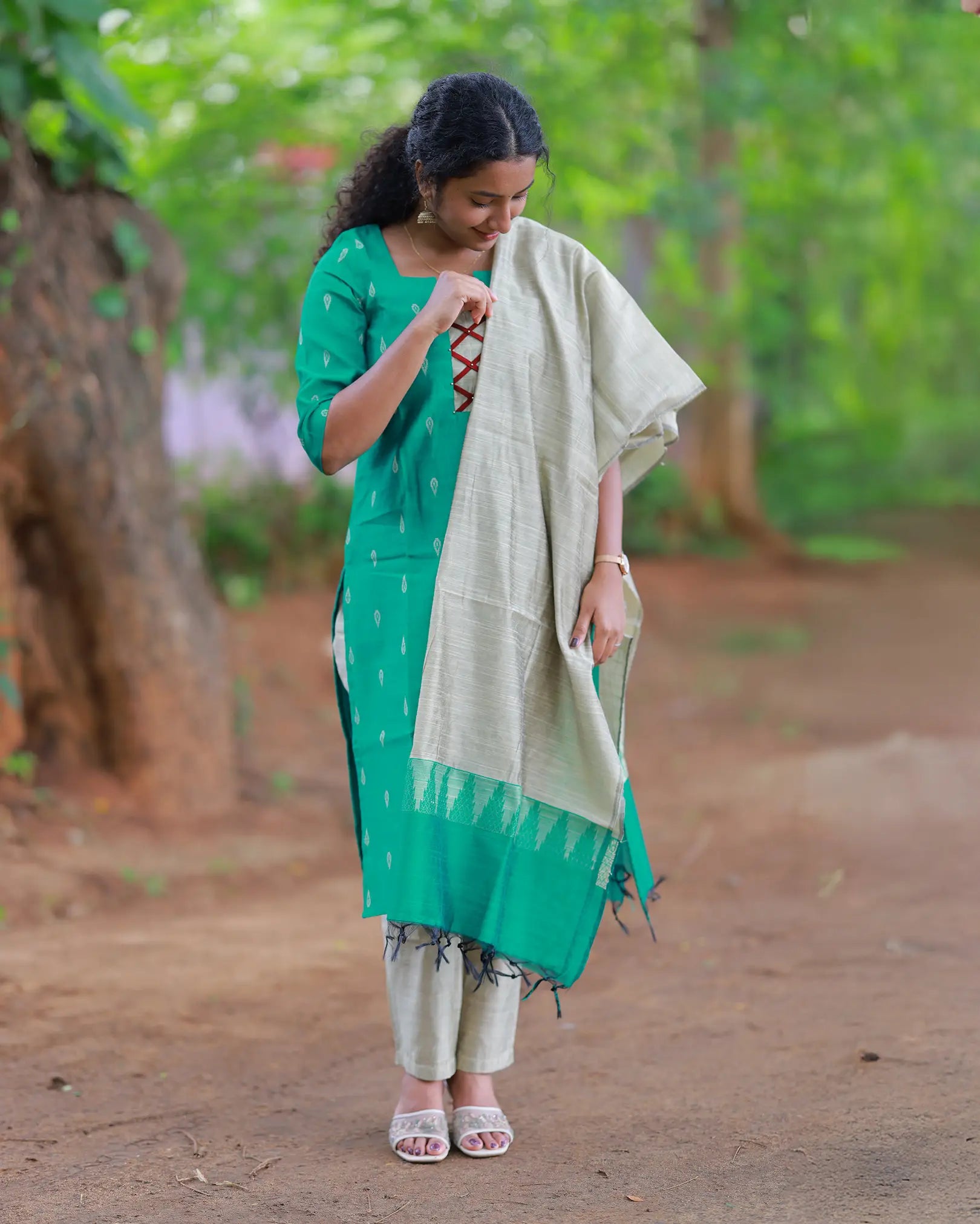 Raagam Varnam Kurti Set