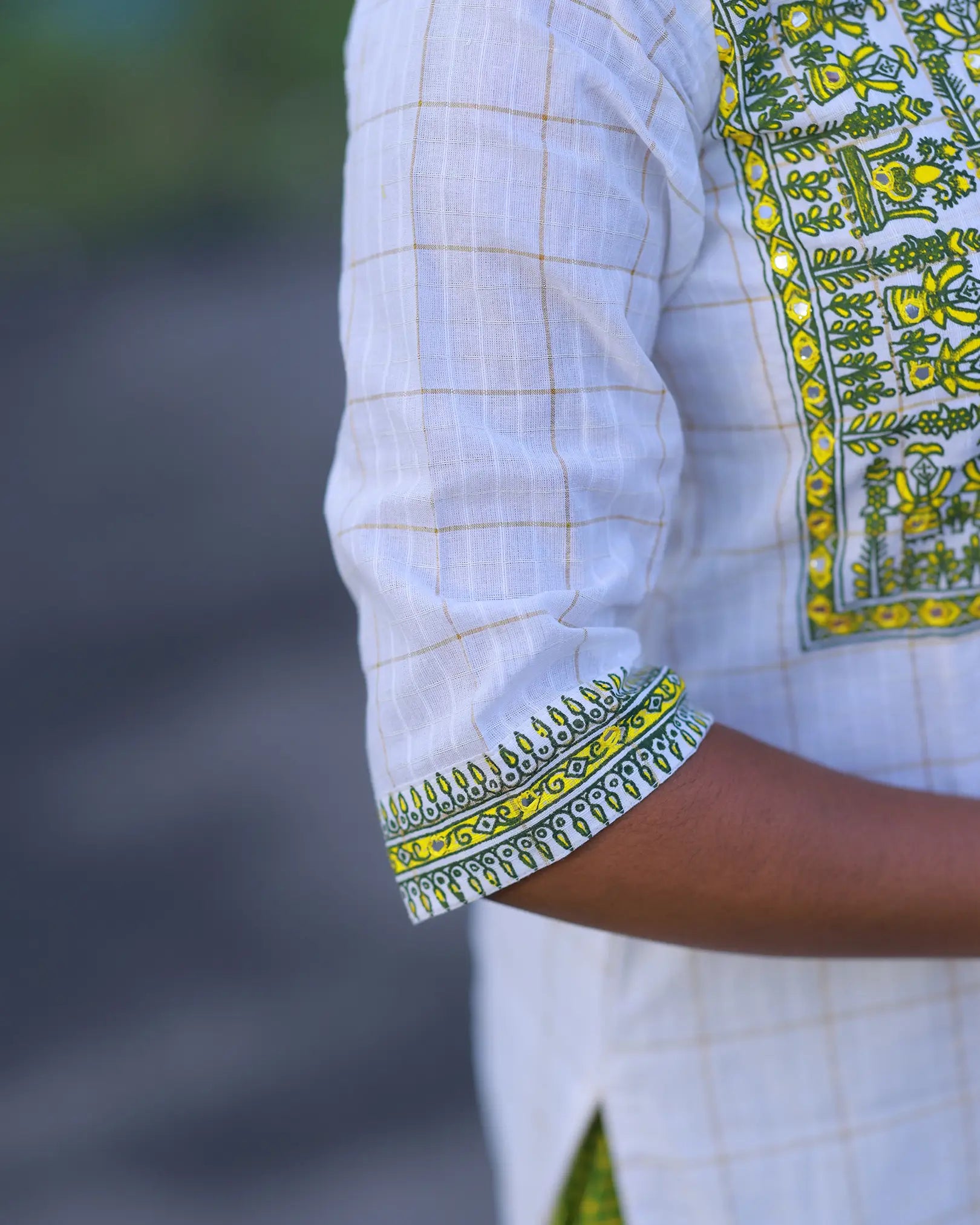 Patralata Kurti Set