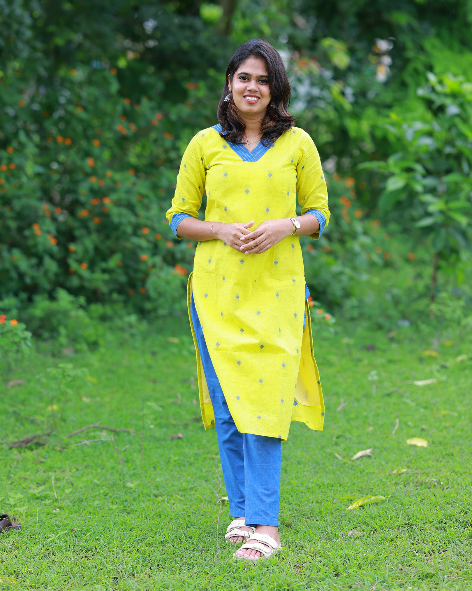 Malarndha Vaanam Kurti Set with Dupatta