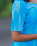 Neela Taruṇi Kurti Set
