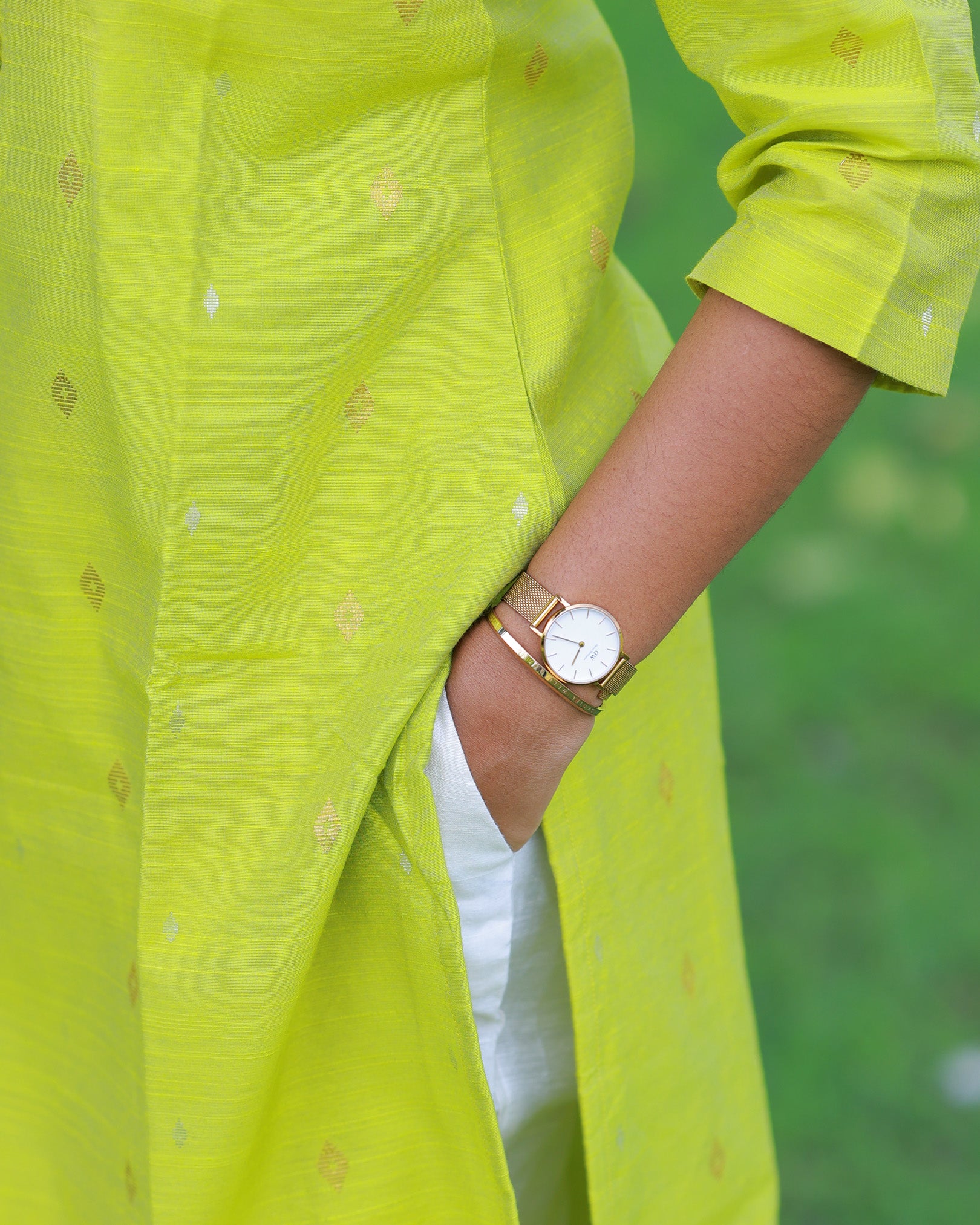 Manjal Visumbu Kurta set with Dupatta
